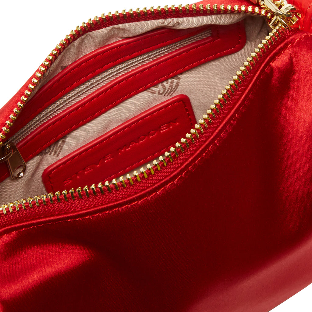 SM13000942-04003-RED_04.jpg