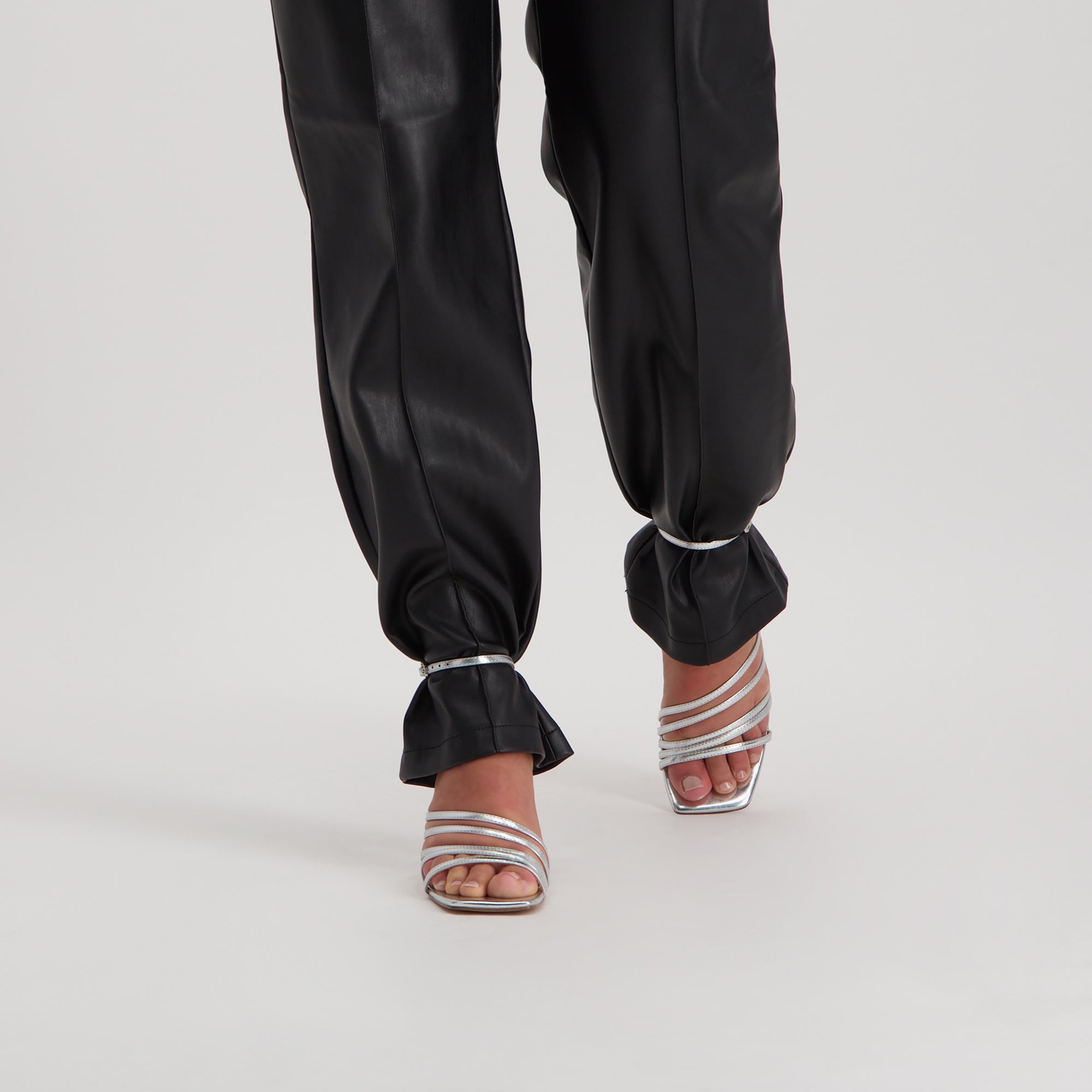 Aglow Sandal SILVER